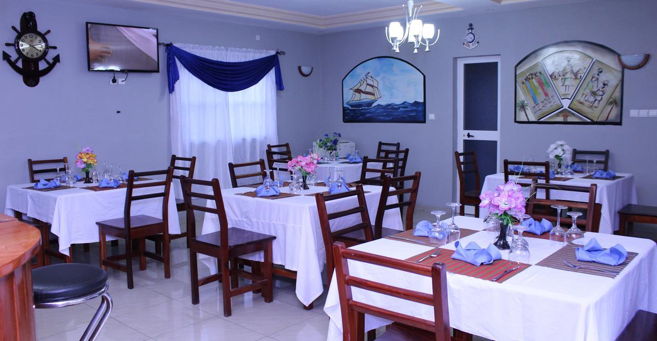 Agla Hotel Ломе Экстерьер фото
