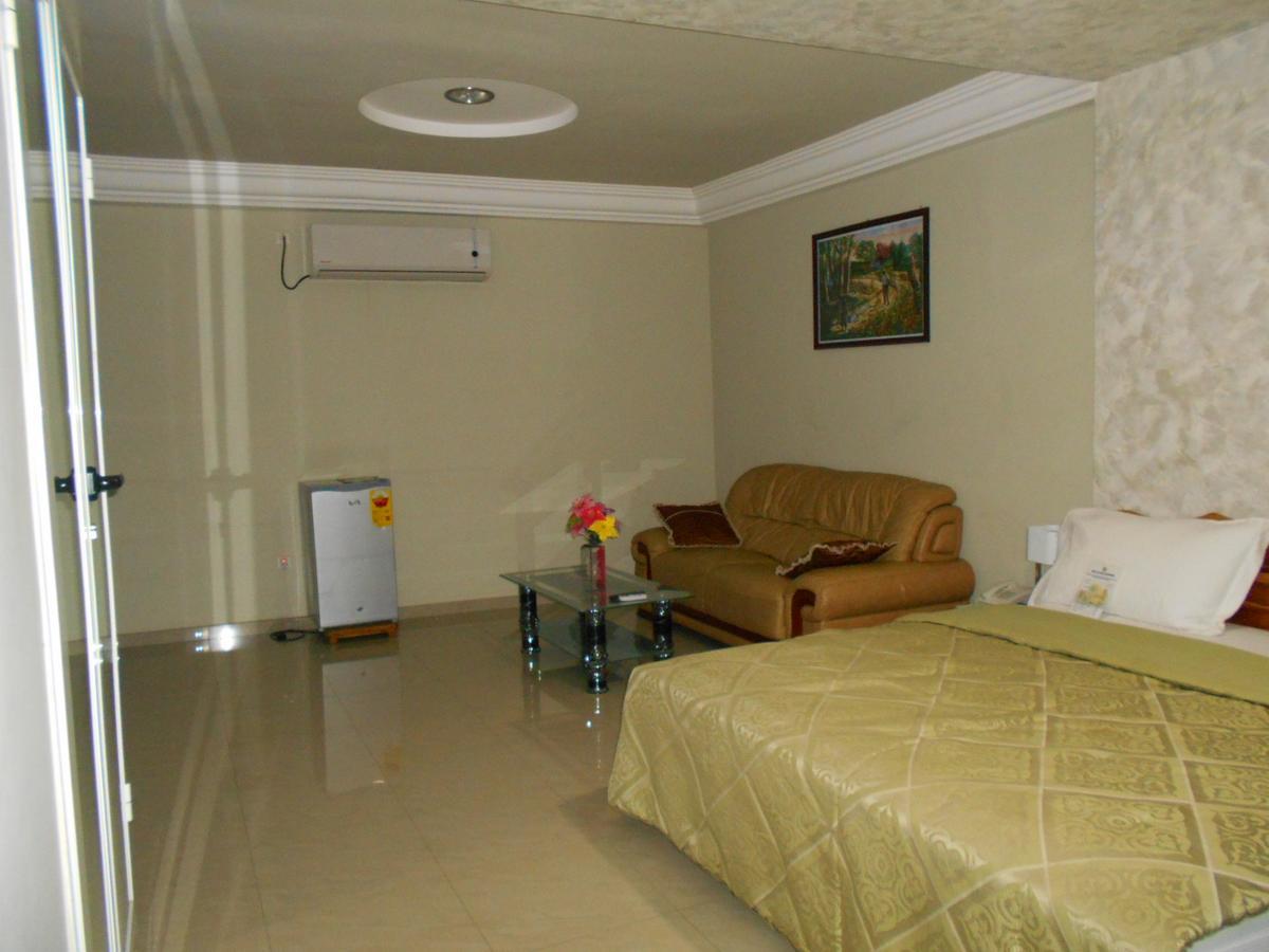 Agla Hotel Ломе Экстерьер фото